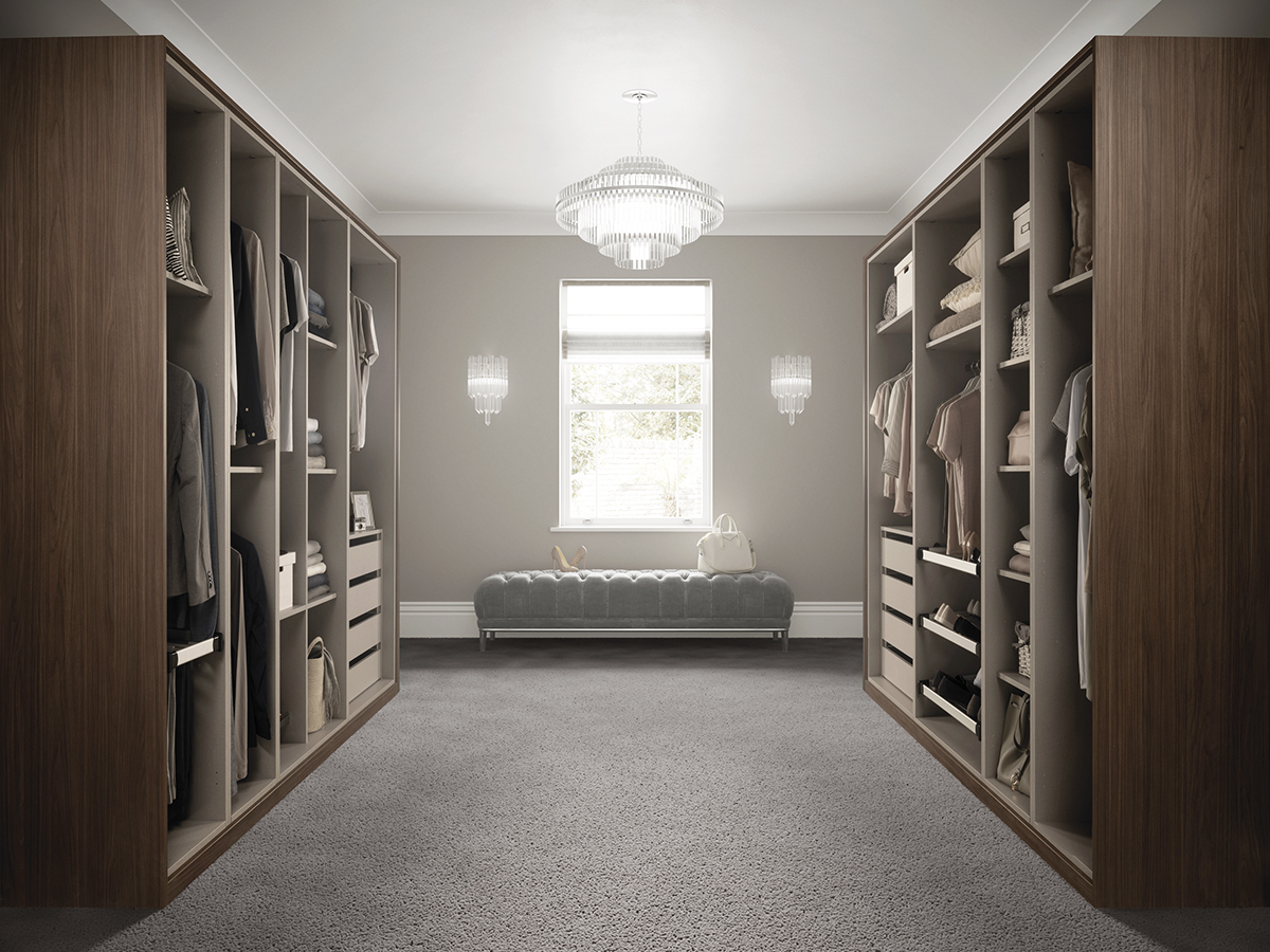 Holcombe_-_Dressing_Room